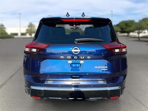 2025 Nissan Rogue Platinum