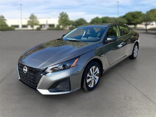 2025 Nissan Altima S