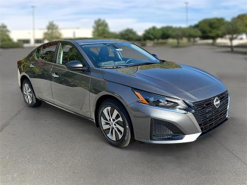 2025 Nissan Altima S