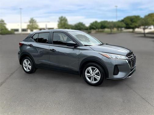 2024 Nissan Kicks S