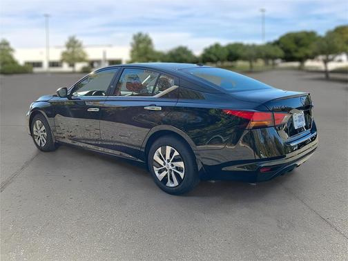 2025 Nissan Altima S