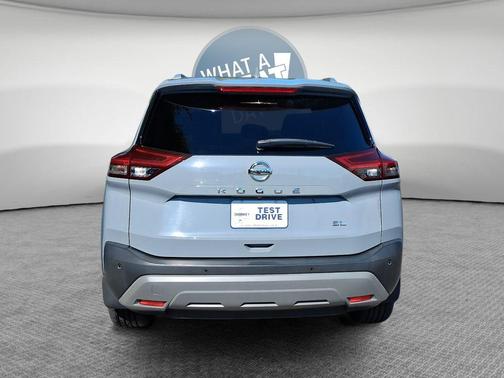 Gray 2021 Nissan Rogue SL