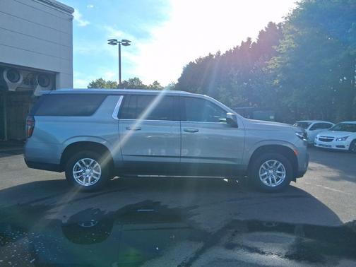 Sterling Gray Metallic 2024 Chevrolet Suburban LS