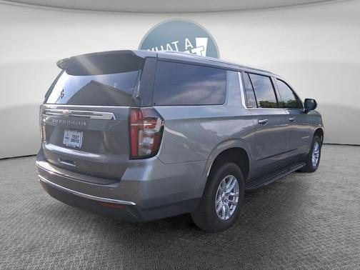 Sterling Gray Metallic 2024 Chevrolet Suburban LS