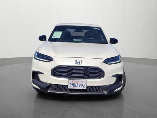 Platinum White Pearl 2024 Honda HR-V Sport