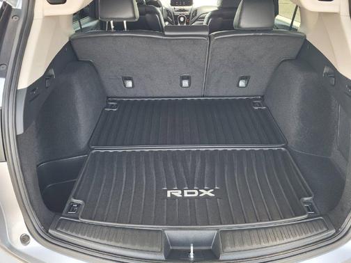 Silver 2023 Acura RDX Base