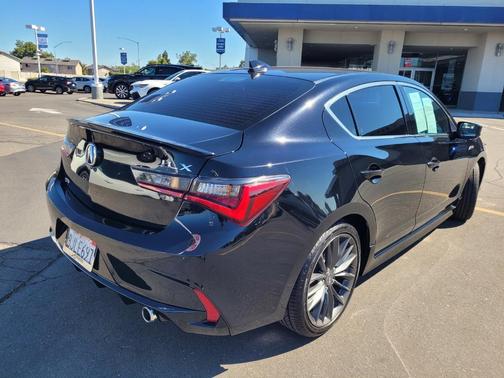 2019 Acura ILX 