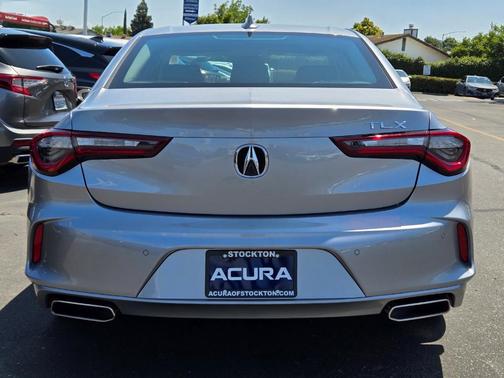 2025 Acura TLX Technology