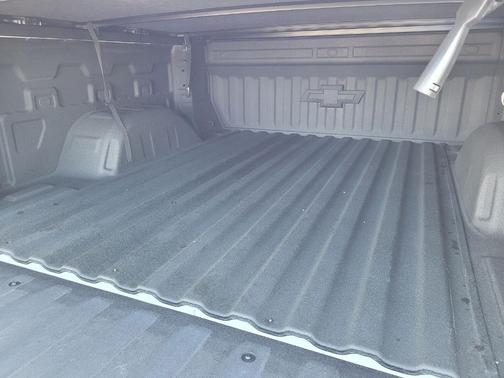 Summit White 2023 Chevrolet Silverado 1500 RST