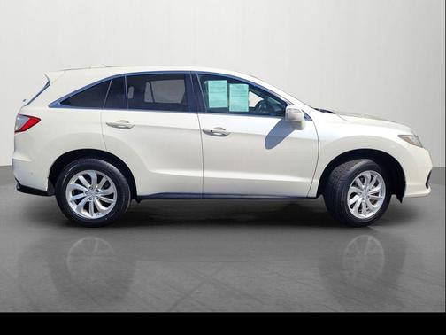White 2017 Acura RDX