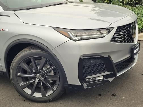 Solar Silver Metallic 2026 Acura MDX A-Spec