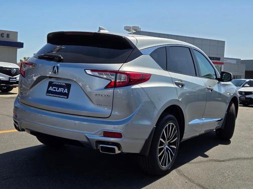 2025 Acura RDX Advance Package