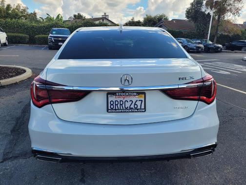 2018 Acura RLX Technology Package