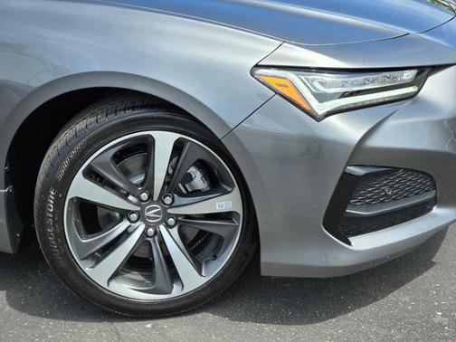 2025 Acura TLX Technology