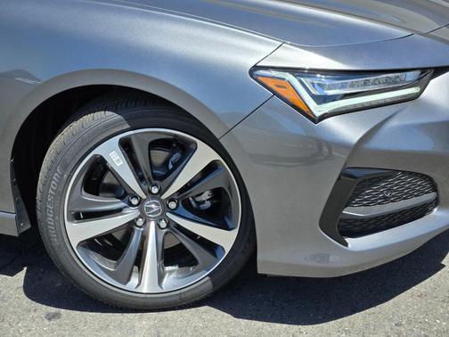 2025 Acura TLX Technology