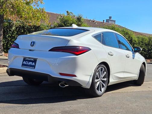 2025 Acura Integra Base