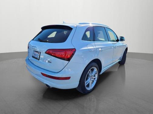 2016 Audi Q5 2.0T Premium Plus