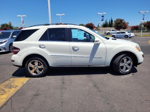 2011 Mercedes-Benz M-Class ML 350