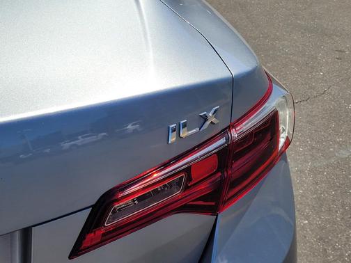 2018 Acura ILX Base