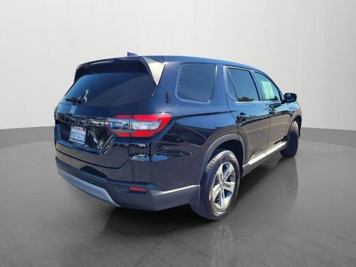 Crystal Black Pearl 2025 Honda Pilot EX-L