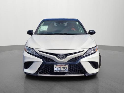 Midnight Black Metallic 2020 Toyota Camry XSE