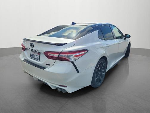 Midnight Black Metallic 2020 Toyota Camry XSE