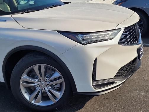 Platinum White Pearl 2026 Acura MDX Base