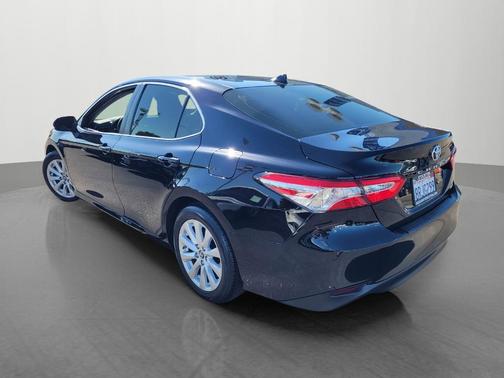 Midnight Black Metallic 2019 Toyota Camry LE