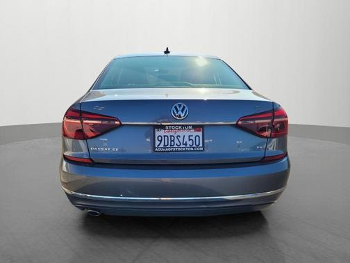 2017 Volkswagen Passat 1.8T SE