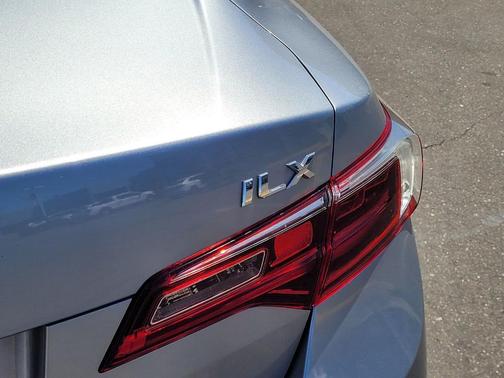 2018 Acura ILX Base