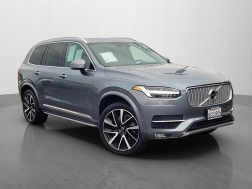 Gray Metallic 2019 Volvo XC90 T6 Inscription