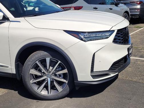 Platinum White Pearl 2026 Acura MDX Technology Package