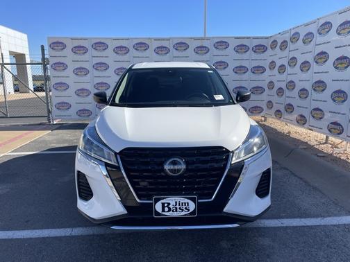 2024 Nissan Kicks S