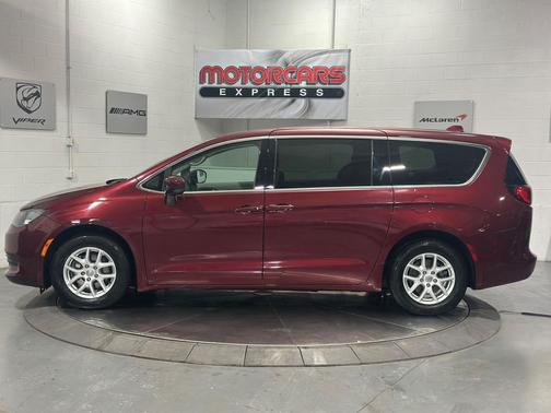 2018 Chrysler Pacifica LX