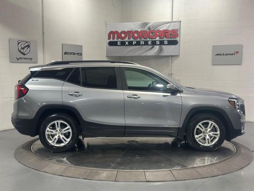 Sterling Metallic 2023 GMC Terrain SLE