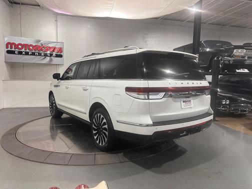 2023 Lincoln Navigator Black Label