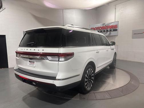 2023 Lincoln Navigator Black Label