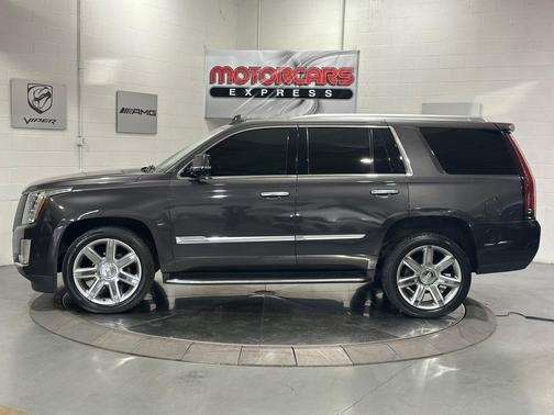 2018 Cadillac Escalade Luxury