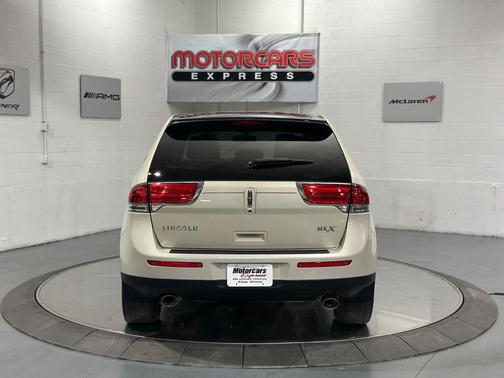 Platinum Dune Metallic Tri-Coat 2014 Lincoln MKX Base