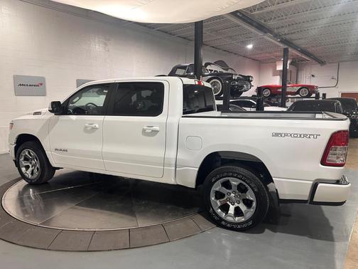 Bright White Clearcoat 2022 RAM 1500 Big Horn/Lone Star