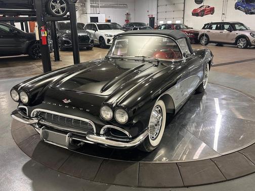 1961 Chevrolet Corvette Convertible