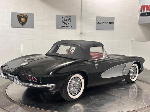 1961 Chevrolet Corvette Convertible