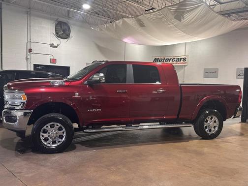 2020 RAM 2500 Laramie Mega Cab 4X4 6'4' Box