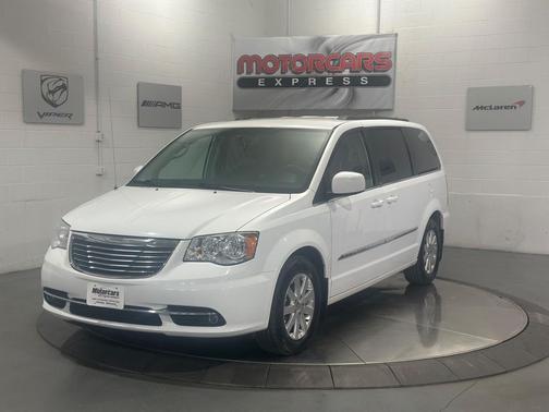 2014 Chrysler Town & Country Touring