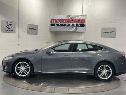 Blue Metallic 2013 Tesla Model S Sedan
