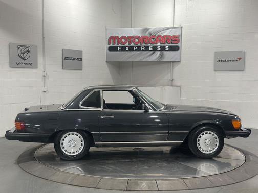 1988 Mercedes-Benz S-Class 560 SL