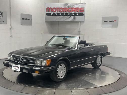 Gray 1988 Mercedes-Benz S-Class 560 SL
