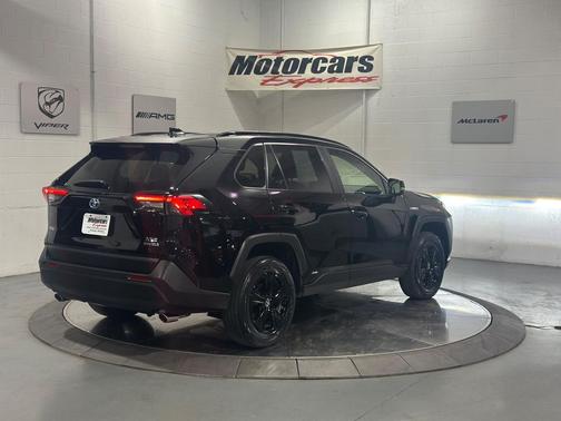 2019 Toyota RAV4 Hybrid XLE