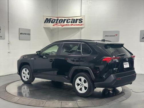 2019 Toyota RAV4 Hybrid XLE