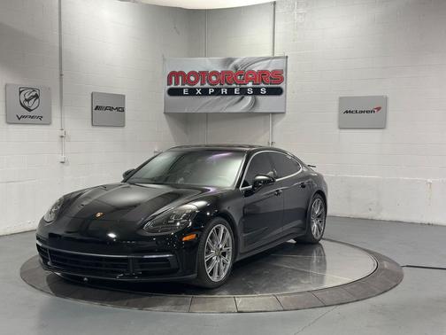 Black 2018 Porsche Panamera 4